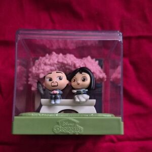 Disney Doorables Mulan and Li Shang Figures - Pink and Green